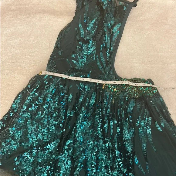 Emerald Green Sleeveless Crew Neck A-line Dress - Picture 16 of 16